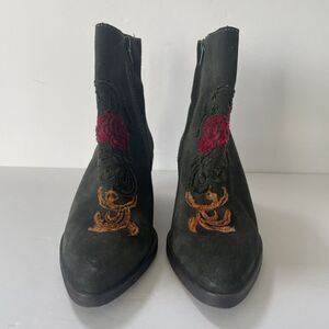 MALA VITA Piper and Pine Boots Women's 8/38 Green Suede Ankle Bootie {Sundance}